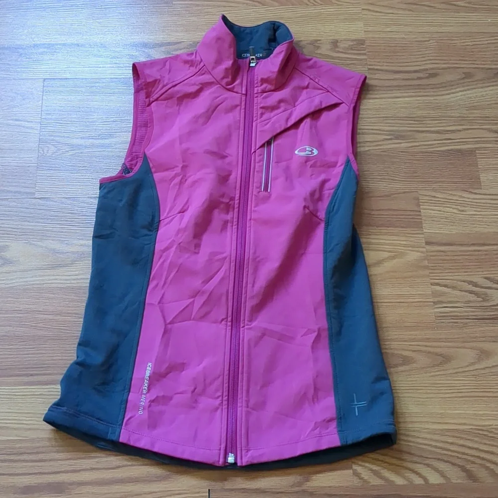 Icebreaker Merino Vest - Picture 1 of 9